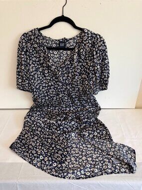 Gap Women Navy/White Daisies Ruffle Collar Front Slit Short Sleeve Dress Size M